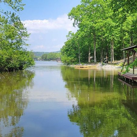 Lakeside Hot Springs Retreat With Kayaks And Boat Dock Hot Springs Village Zewnętrze zdjęcie
