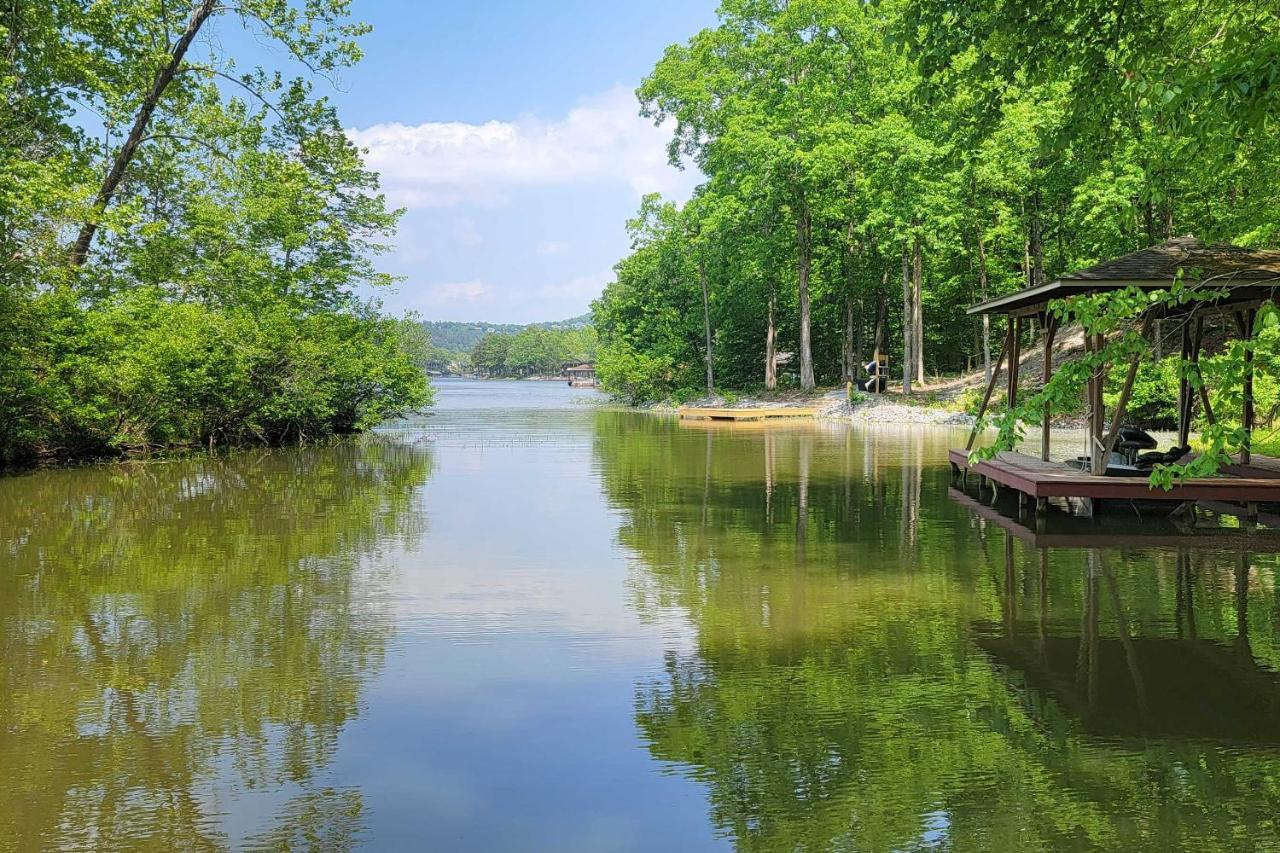Lakeside Hot Springs Retreat With Kayaks And Boat Dock Hot Springs Village Zewnętrze zdjęcie
